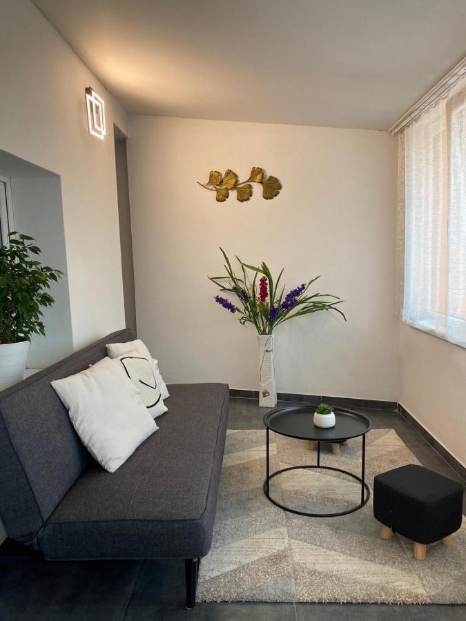 3 Apartments In 1 Location Прага Екстериор снимка