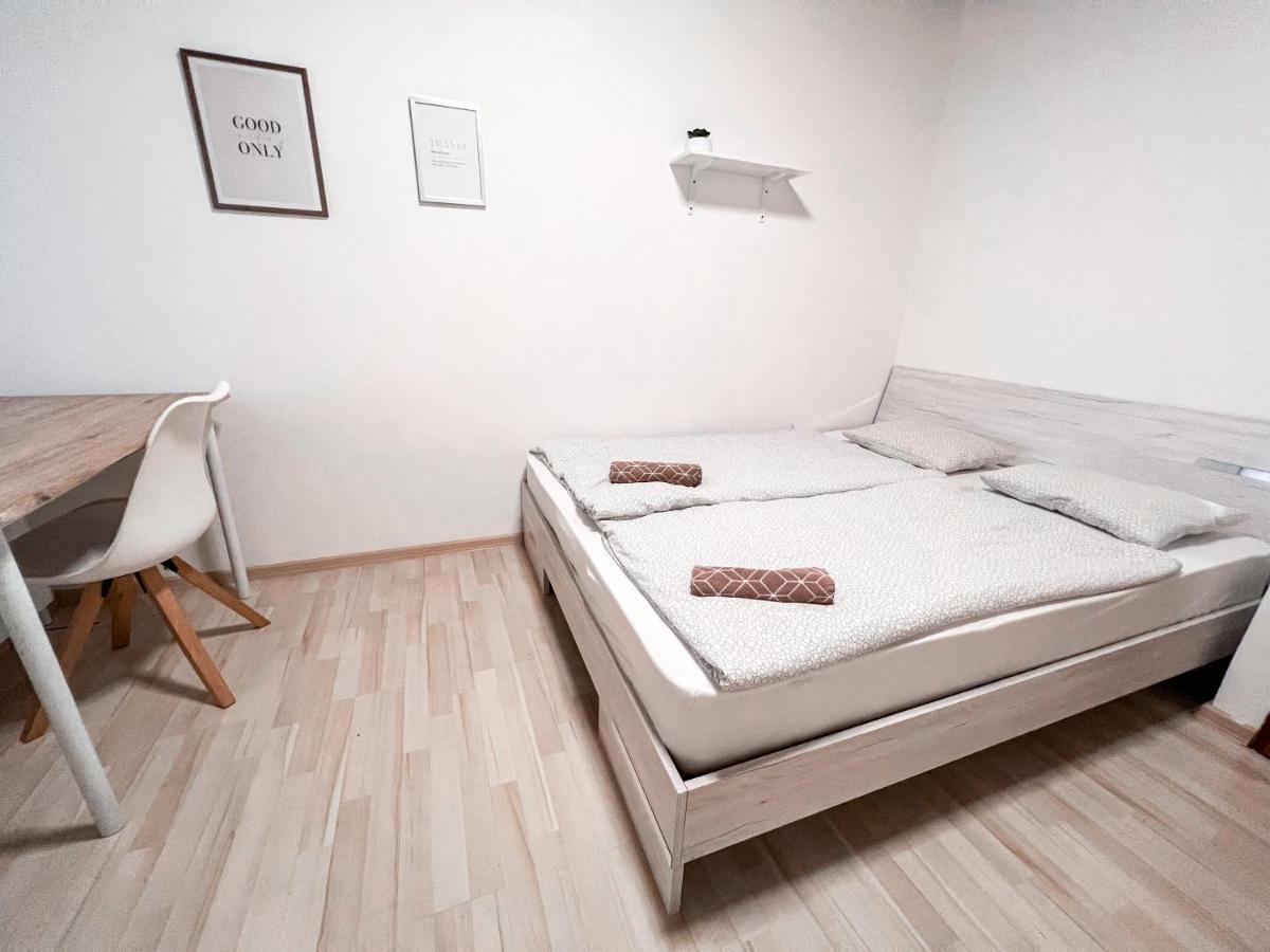 3 Apartments In 1 Location Прага Екстериор снимка